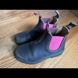Girls Blundstone boots